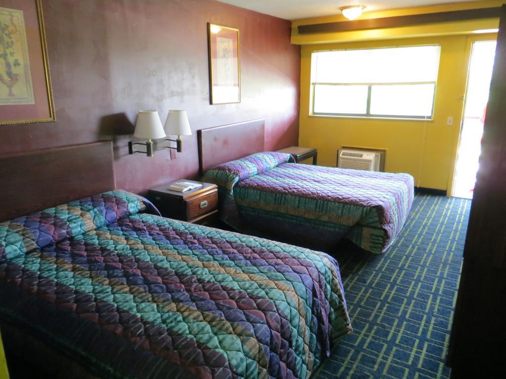 A2C Budget Hotel Atlanta Room photo